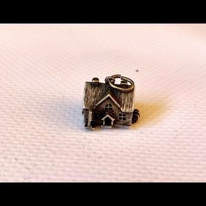 •••RARE”””””. Vintage Sterling Opening English Pub or Tavern Charm